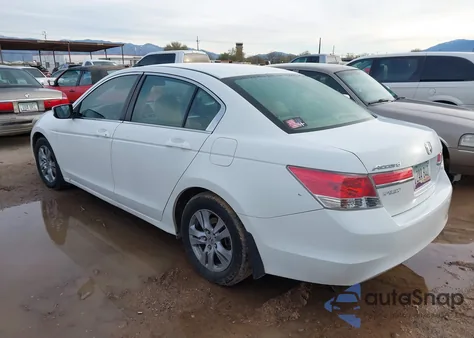 2011 Honda Accord 2.4 Lx-P z USA, uszkodzony, nr VIN 1HGCP2F47BA034899